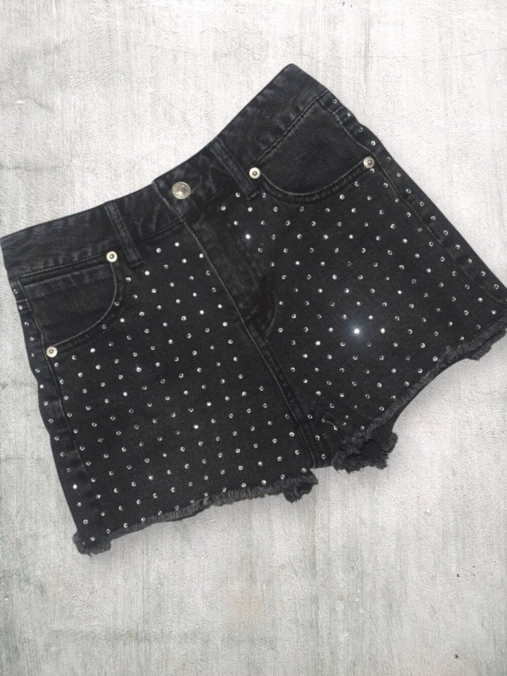 Frankie B Y2K Black Wash Rhinestone Denim Shorts Frayed Hem Festival 26 Waist
